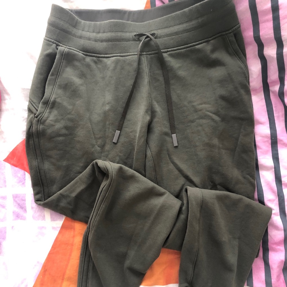 Lulu Joggers (olive)
